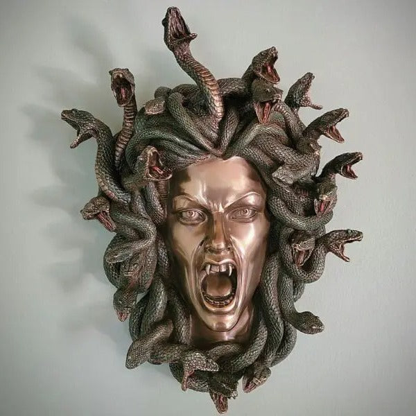 Medusa Vintage Wall Hanging Decor