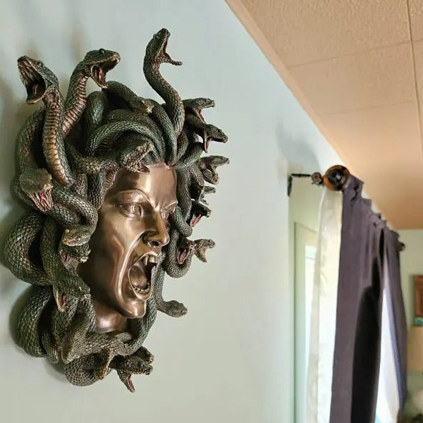 Medusa Vintage Wall Hanging Decor