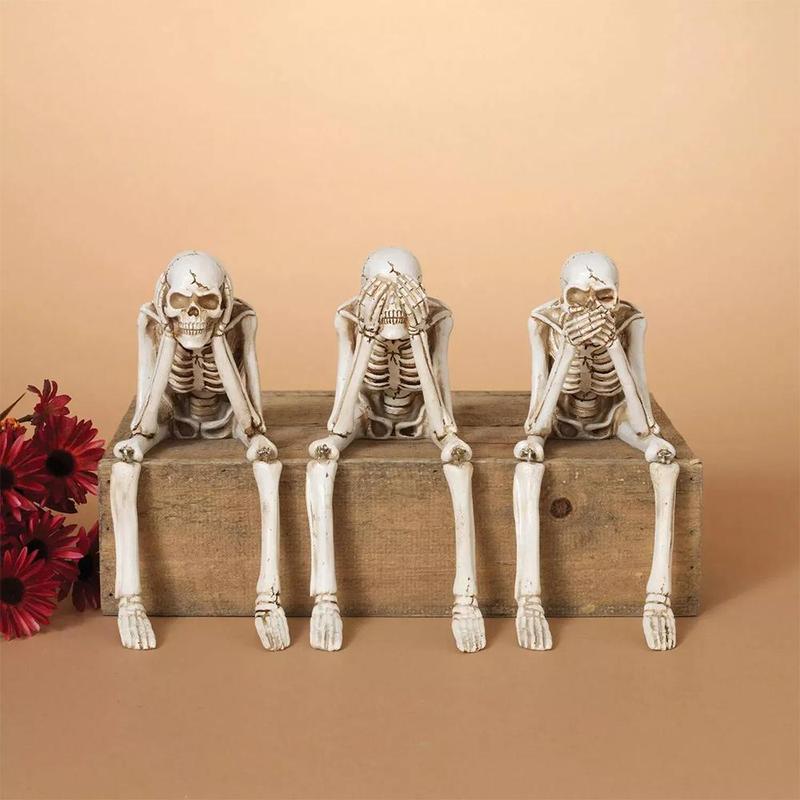 Halloween Fireplace Simulation Skull