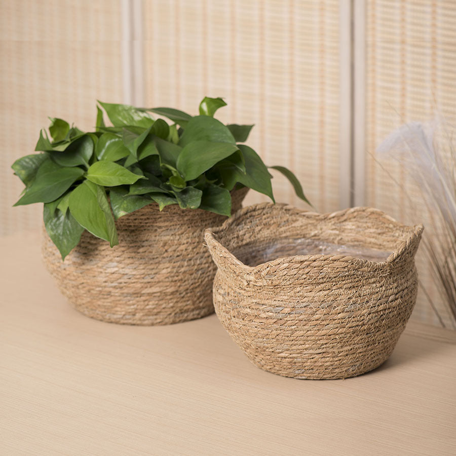Straw floor flower pot